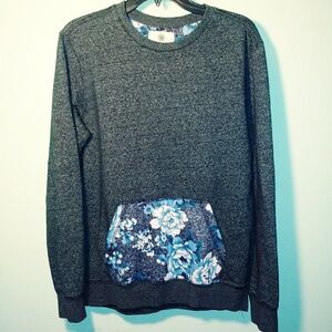 On The Byas Women Black and gray Sweater Sz M